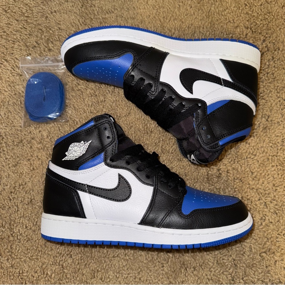 Air Jordan 1 Retro High OG “Royal Toe”